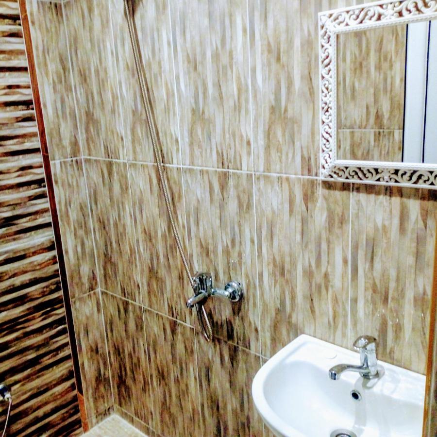 Rose & Water Guest House Pavel Banya Esterno foto