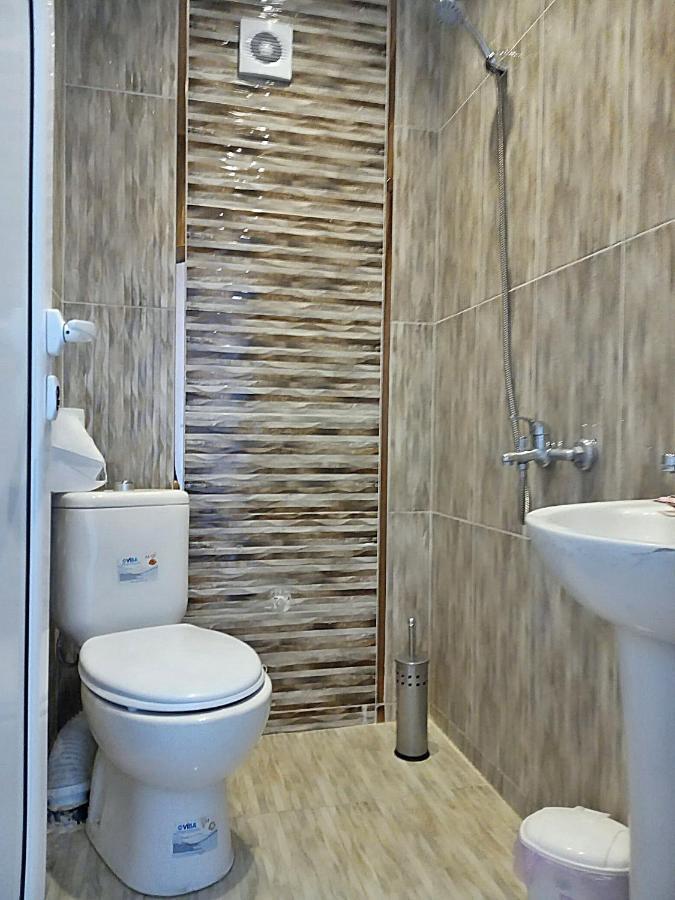 Rose & Water Guest House Pavel Banya Esterno foto