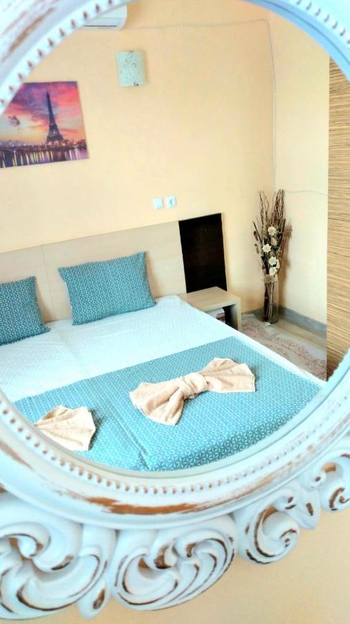Rose & Water Guest House Pavel Banya Esterno foto